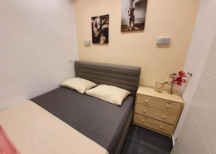 Frisch renovierte Wohnung mit einer Klimaanlage - Design Apartment Favoritenstraße 147